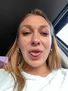 Sweet___Emily — Fingerring my pussy crazy w lots cream