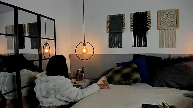 Sweet_camille on StripChat 