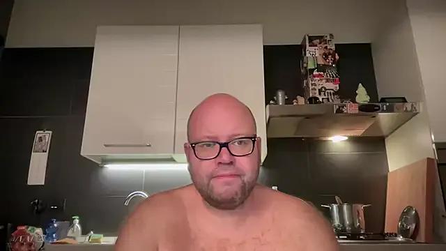 theitalianbear — CUM AT GOAL OR IN PVT SHOW