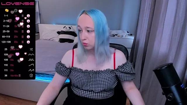 TheTrixy on StripChat 