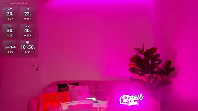 TiaBelle — Tease my pussy