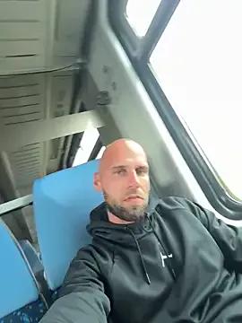 Tu_ho_mie — Public - driving naked completely