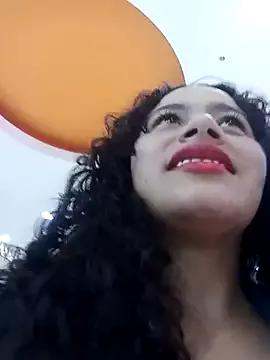 Yaya_watson on StripChat 