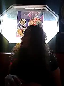 Yaya_watson on StripChat 