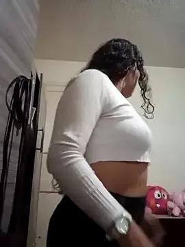 Yaya_watson on StripChat 