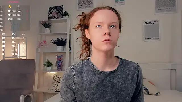 ZaraBluitt on StripChat 