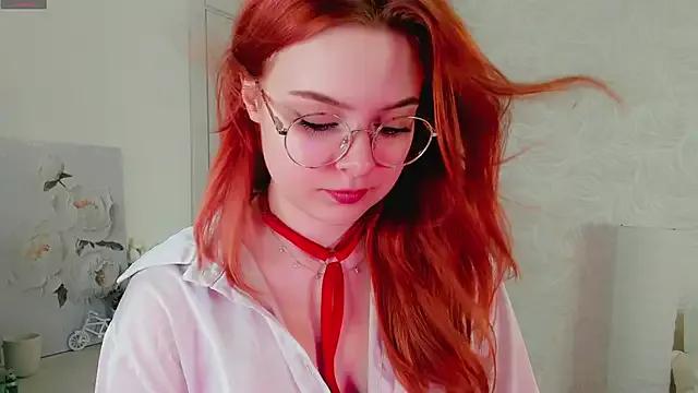 ZaraDarrel on StripChat 